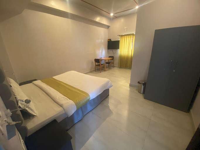 Bedroom 3, Shri Sai Palace inn, Chikmagalur