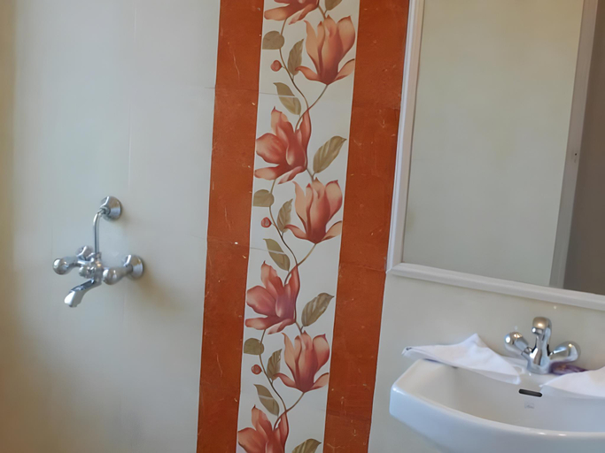 Bathroom 4, WelcomHeritage Kalyan Bhawan, Jaisalmer