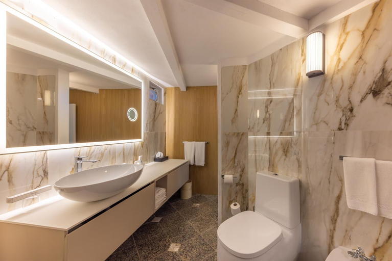 Bathroom 5, Hotel & Spa des Pecheurs, Corse-du-Sud