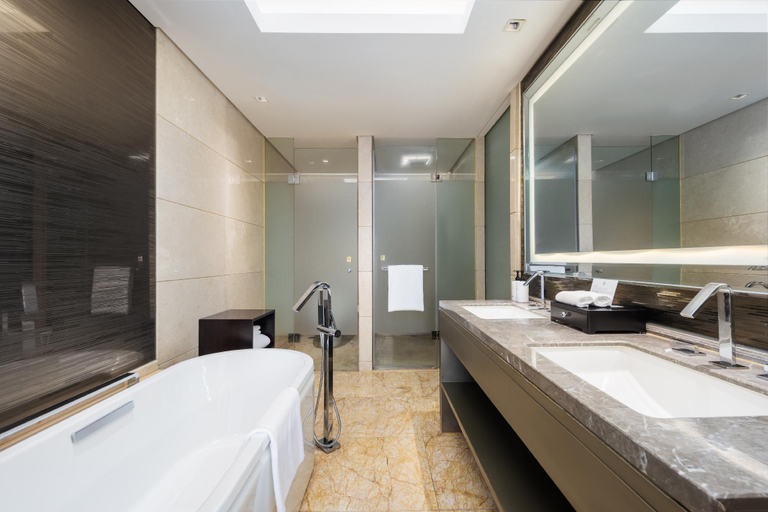 Bathroom 5, Intercontinental Jinan City Center, Jinan