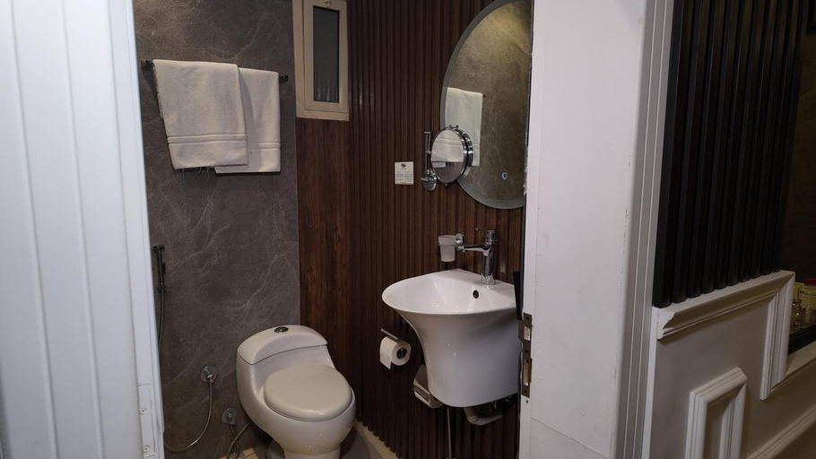 Bathroom, Elaf Dammam Serviced Apartments - إيلاف الدمام للشقق المخدومة , Dammam