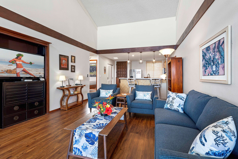 Living area 3, Ocean & Golf Course Views - 2 Bdrm With Loft - AC - Private Lanai -vrkcv, Hawaii