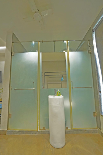 Bathroom 4, Hotel Kryc Luxury Living, Delhi