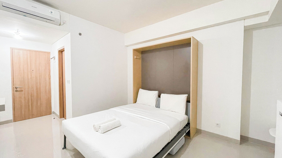 Interior 5, Simple Look Studio (No Kitchen) Near Unhas Bandaraya - Tallasa City Makassar Apartment, Makassar