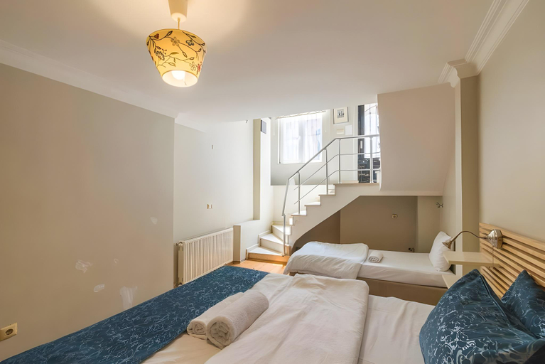 Bedroom 3, Green Bird Suit, Beyoğlu