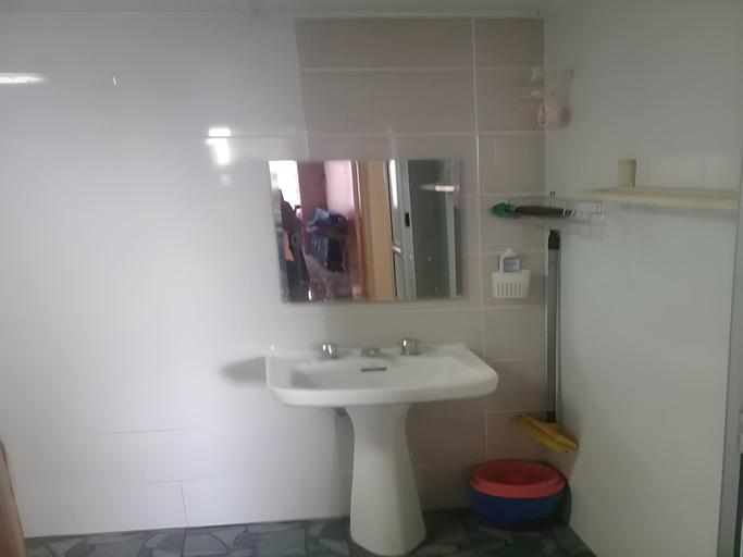 Bathroom 4, Apartment Bayu Beach Resort , Port Dickson