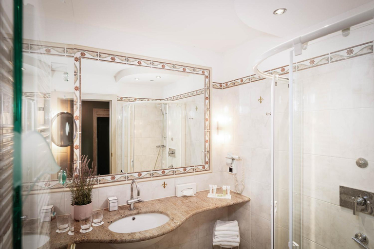 Bathroom, Hotel Villa Rainer, Klagenfurt Land