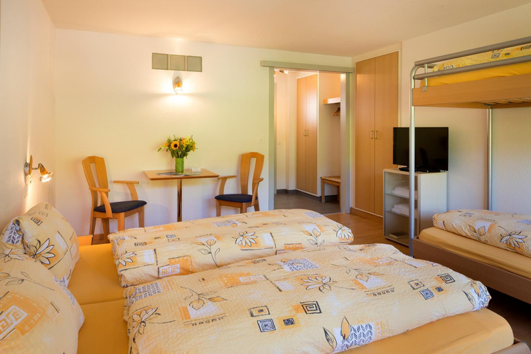 Bedroom 2, Hotel Sorenberg, Entlebuch