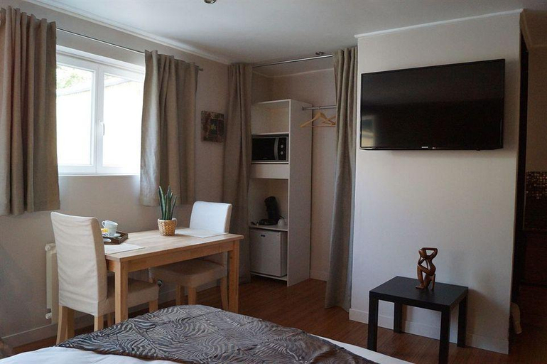 Bedroom 2, A l'Origine, Nord