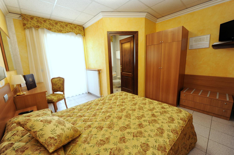 Bedroom 4, Stella Alpina Hotel e Ristorante, Verbano-Cusio-Ossola
