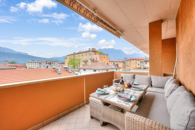 Room 5, Casa Alexander in Riva del Garda, Trento