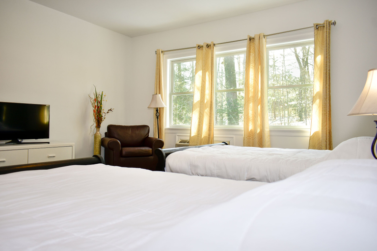 Bedroom 3, Solano Inn, Middlesex