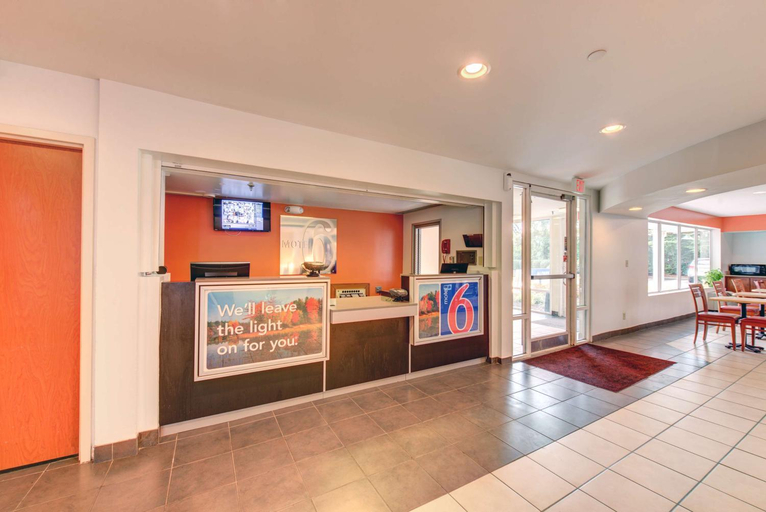 Public Area 2, Motel 6 Virginia Beach, Virginia Beach