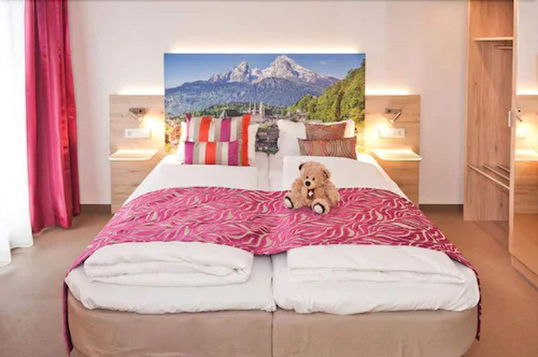 Bedroom 2, Edel Weiss Hotel und Restaurant, Bremen