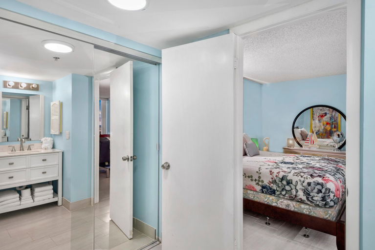 Bedroom 3, Estero Beach & Tennis 1201-a, Lee