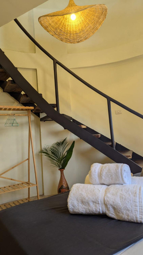 Bedroom 2, Nuevo NAYAL, León