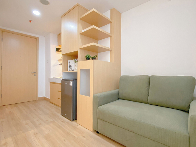Room 4, Simply Studio Apartment At Pollux Chadstone, Cikarang