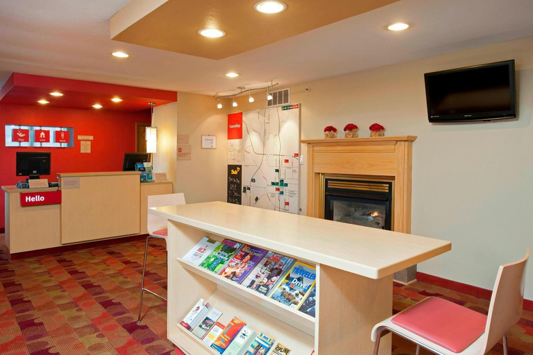 Public Area 2, MainStay Suites Bloomington near University, Monroe