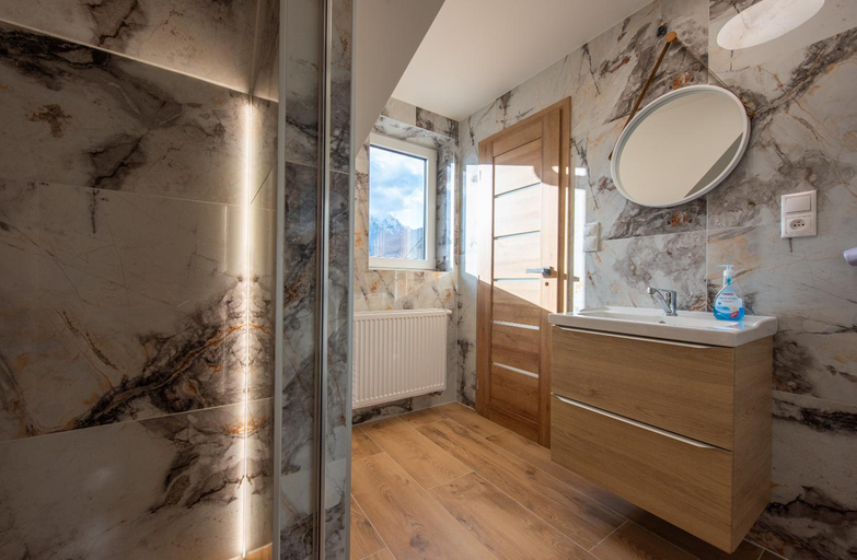 Bathroom 3, Hotel Tulipan, Poprad