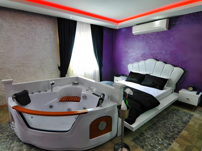 Others 5, Agisli Hotel, Şişli