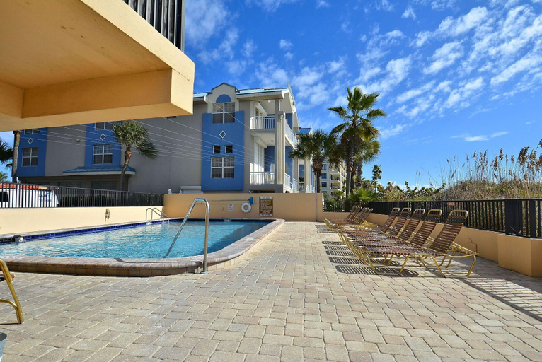 Sport & Beauty 5, Villa Madeira 406, Pinellas