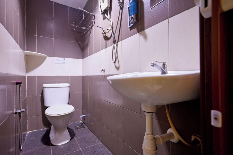Bathroom 3, Hotel Inap Sri Gombak Near IIUM KL, Batu Caves