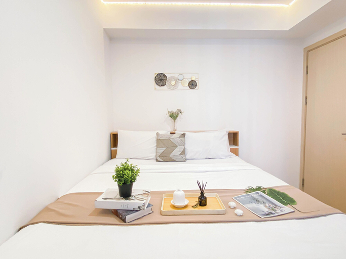 Room 5, Neat Style 2Br Apartment Meikarta, Cikarang
