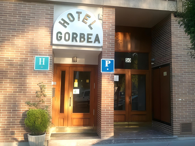 Exterior & Views 2, IRAIPE GORBEA HOTEL, Álava