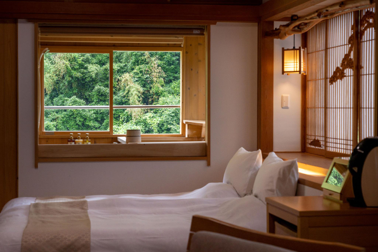 Bedroom 3, Kakureisen, Saga