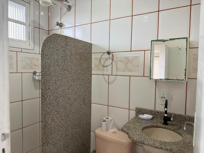 Bathroom 4, Pousada Tortuga, Anchieta