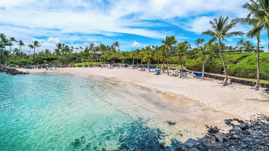 Beach 4, Luxury Golfside Condo w/ Ocean Views, Central AC & Beach Club - Vrkcv, Hawaii