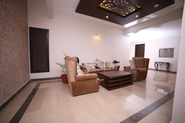 Public Area 3, Zifan Hotel & Suites, Karachi