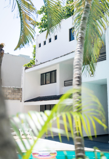 Others 4, Casa Maca, Cozumel