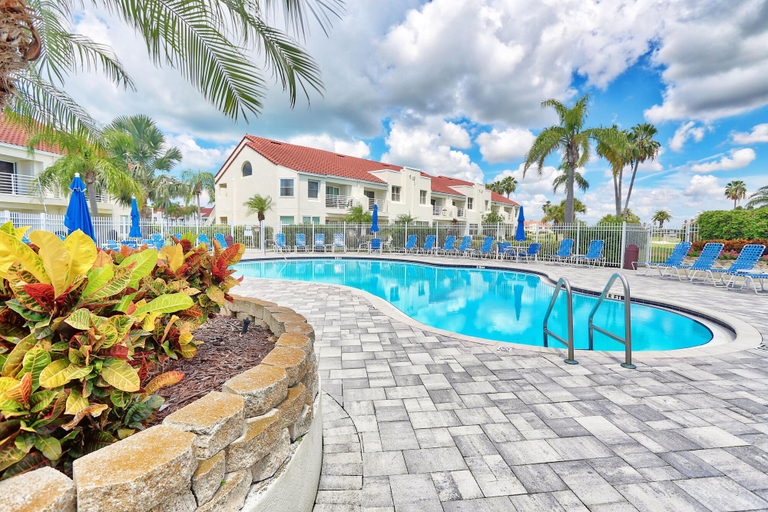 Sport & Beauty 5, Vista Verde East 250, Pinellas
