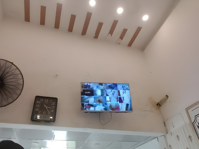 Others 3, New Royal Residency, Karachi
