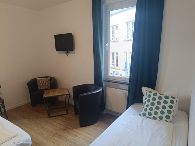 Bedroom 3, VEGAS Hotel, Bonn