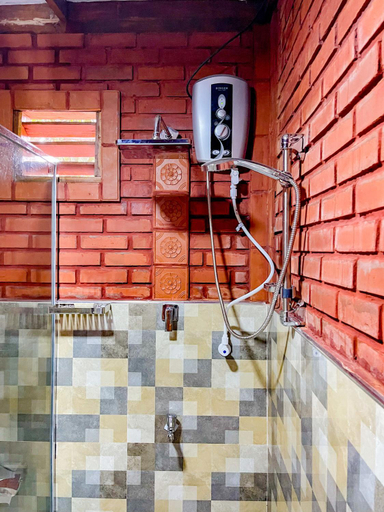 Bathroom 3, Sigiriya Elegant Resort, Dambulla