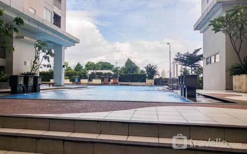 Pool, Studio Apartment Near Kebayoran Station At Pakubuwono Terrace, Jakarta Selatan