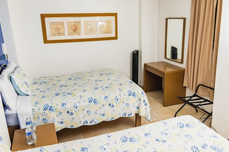 Bedroom 2, Hotel Revolucion, Tijuana