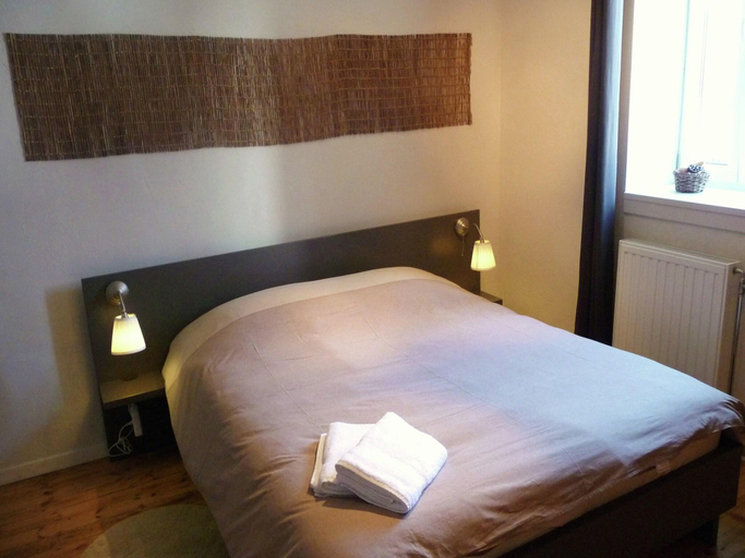 Bedroom 3, Mansion in Hastiere par Dela with Pool, Namur