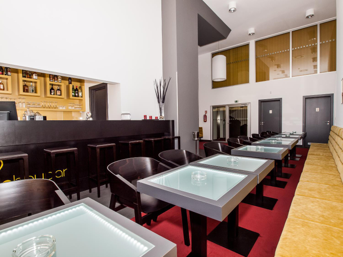 Food & Drinks 4, Hotel 99, Chomutov