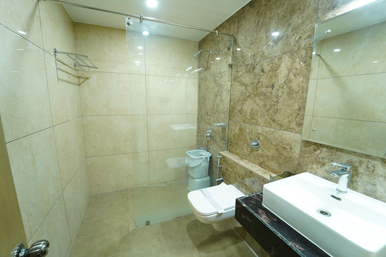 Bathroom 2, Dvr Mansion, Kurnool