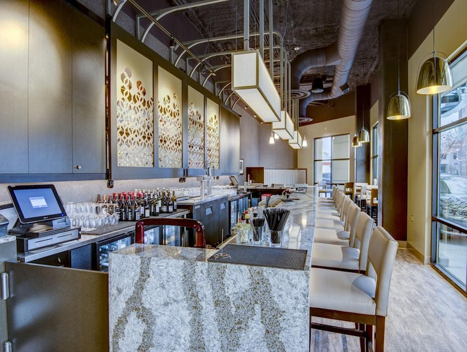 Food & Drinks 5, Inn at 500 Capitol, Ada