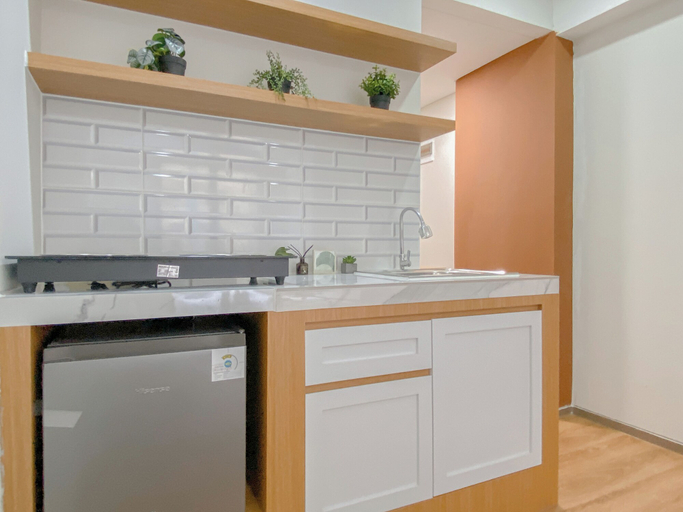 Private kitchen 4, Good Choice And Minimalist Studio Apartment Meikarta, Cikarang