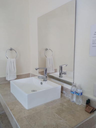 Bathroom 3, Jardin Zen, Tepoztlán