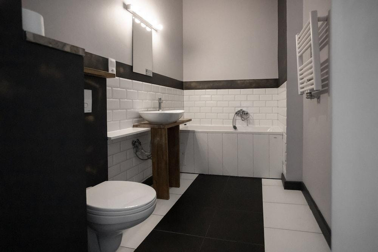 Bathroom 4, Good Time Residence, Łódź
