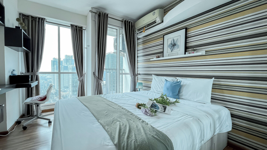 Room 2, Neat Studio Room At Tifolia Apartment, Jakarta Timur
