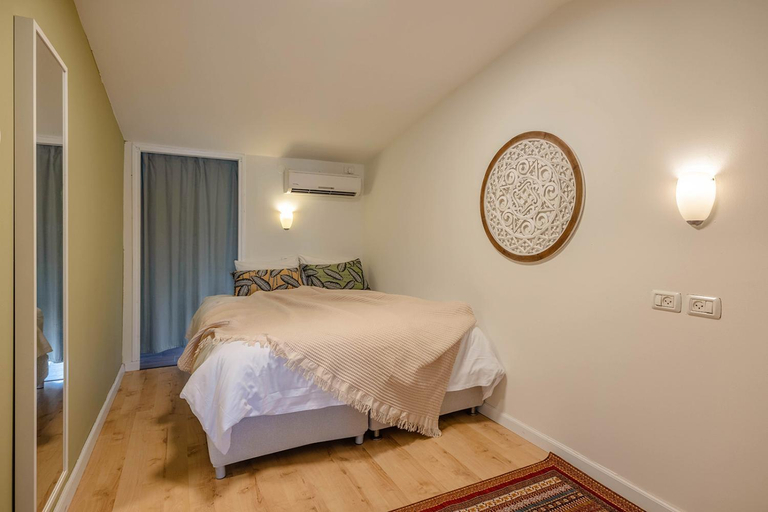 Bedroom 4, ibex (iBike) unique Desert Inn