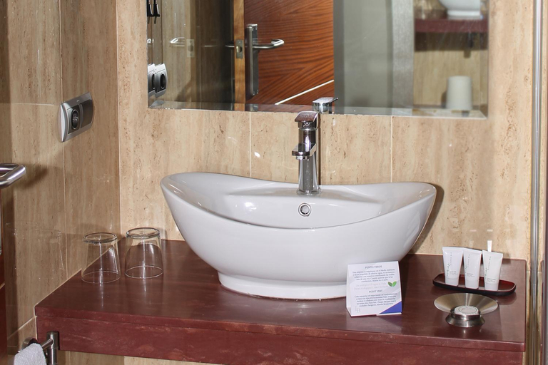 Bathroom 3, Hotel LB Lebrija by MA 22 Puntos, Sevilla