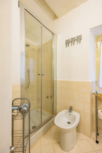 Bathroom 5, Cavour Art and Museum Flat by Napoliapartments, Napoli